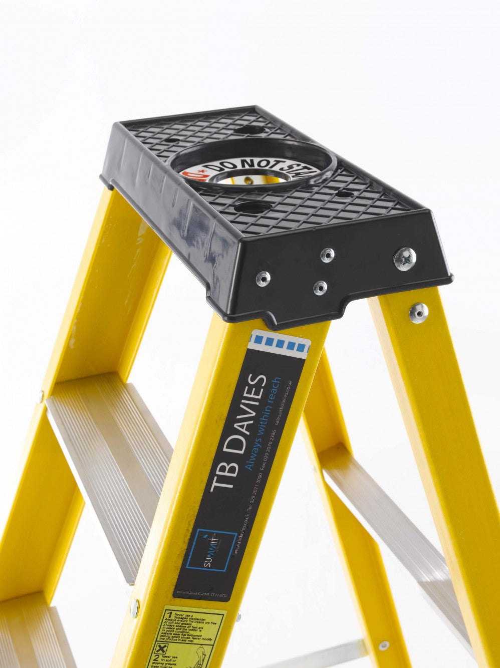 TB Davies Fibreglass Swingback Step Ladders