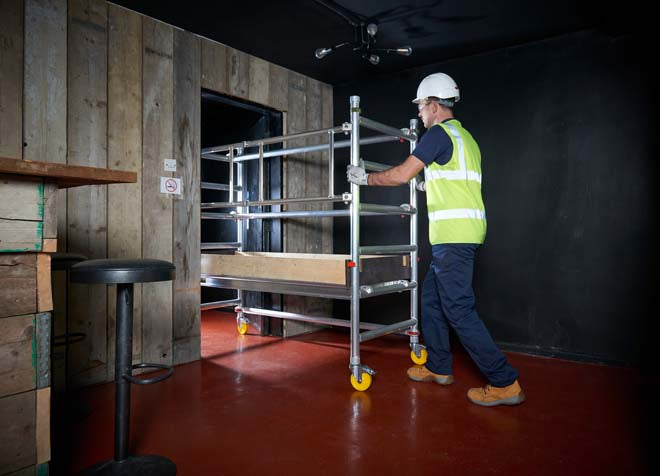 Werner Minimax Base Pack - Wheeling Through Doorway