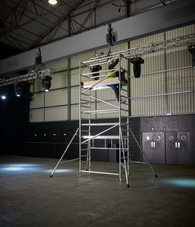 Werner Minimax Tower System 3.7m - User Through The Trapdoor