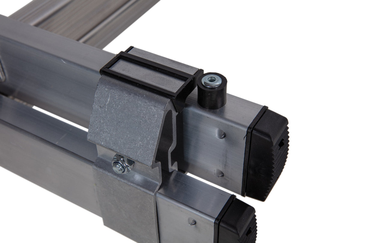 Werner 2 Section Square Rung Aluminium Extension Ladder - 2 x 6 Rung - Top Clips