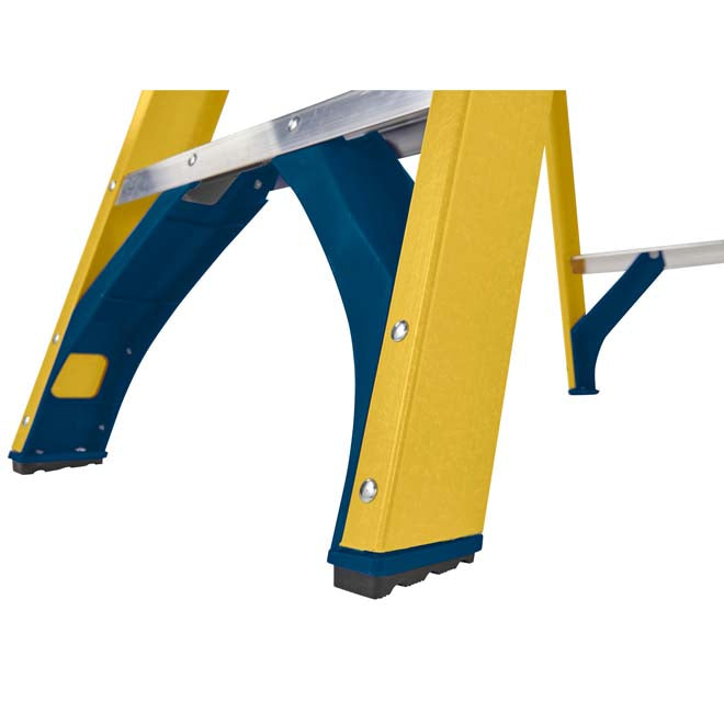 Werner 716 Swingback Step Ladder Tool Tray Feet