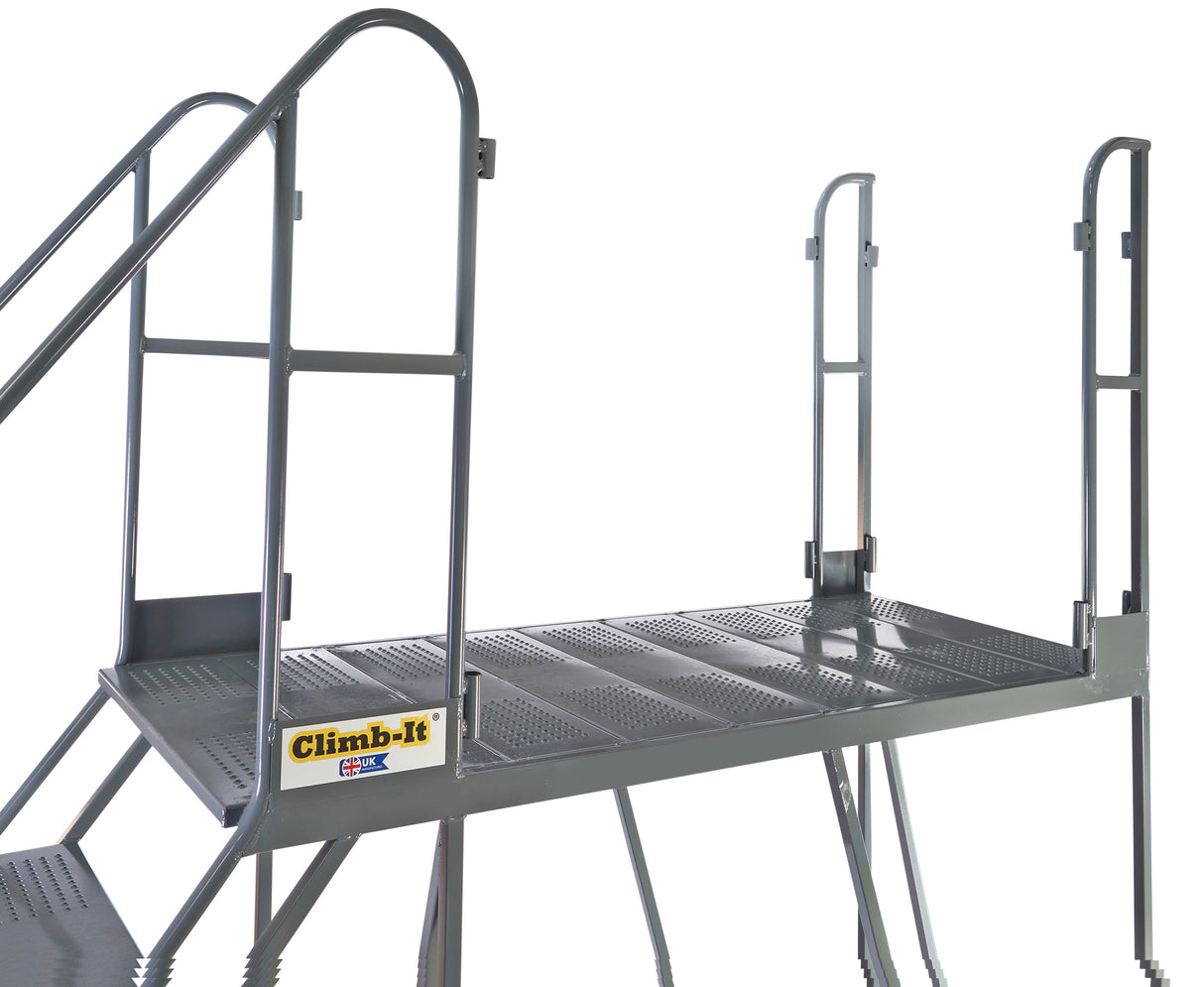 Climb It Platform - Handrails Down