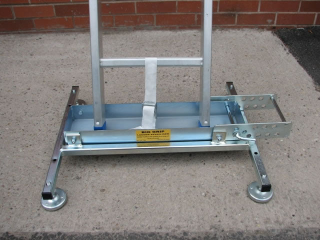 Big Grip Ladder Stabiliser and Leveller