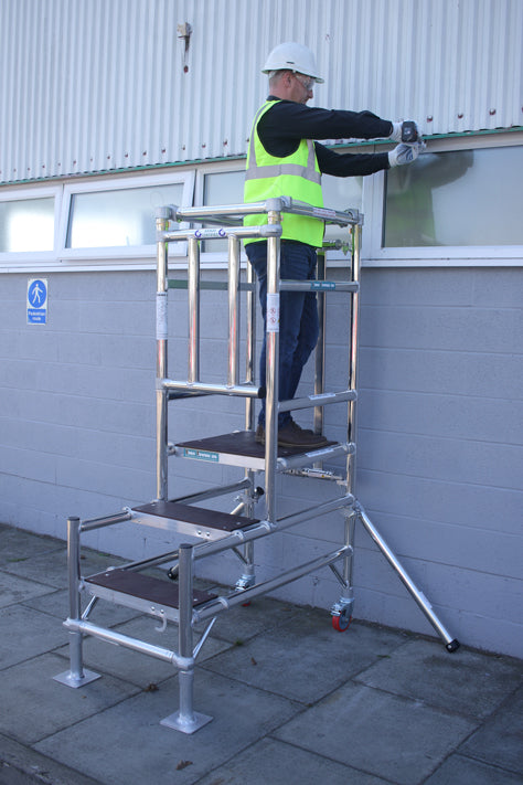 Stepfold BS8620 Certified Aluminium Podium In Use