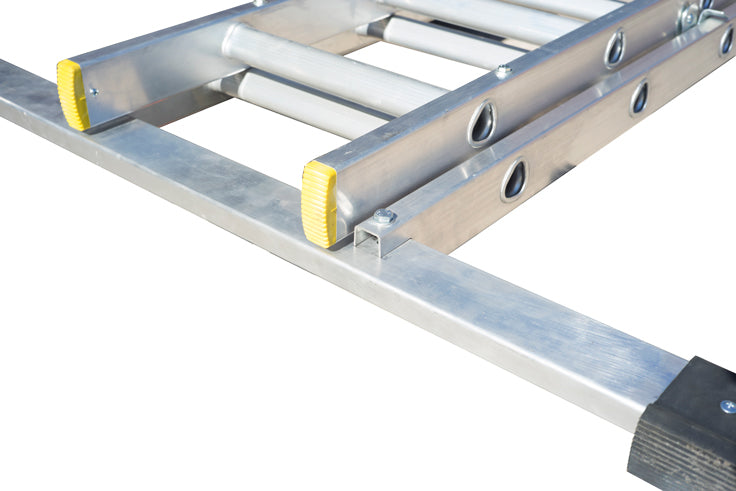 Double Extension Ladder With Stabiliser