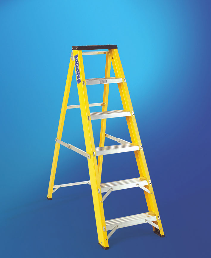 Lyte EN131 Professional Heavy Duty Glassfibre Swingback Stepladder - 12 Tread