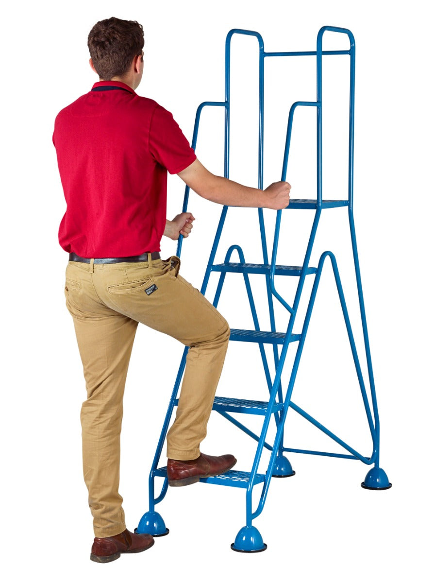 GS Approved Fort Easy Glide Range with Injected Moulded Treads