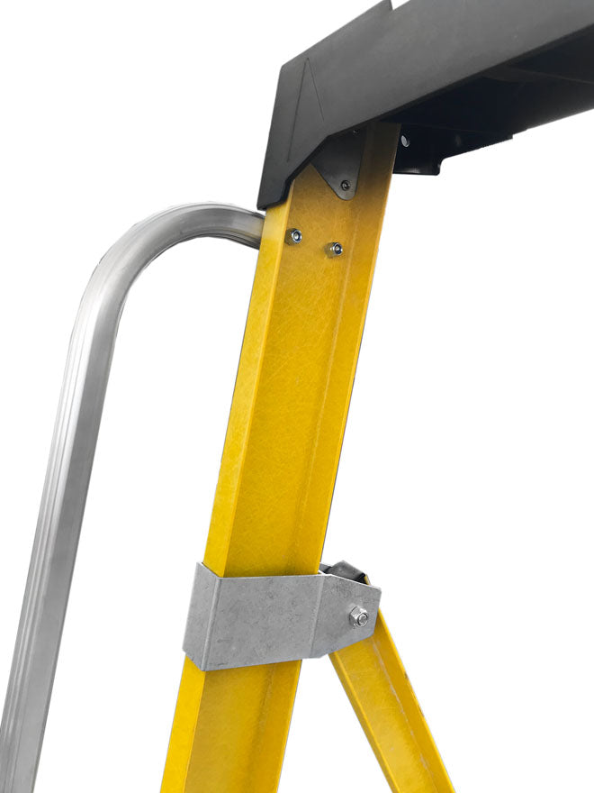 LFI PRo Fibreglass Platform Step With Optional Handrails - 4 Tread