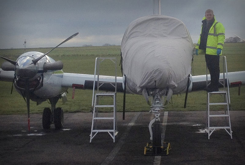 Access to London Executive Aviation aircraft