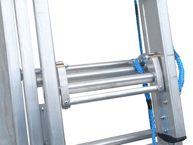 Lyte EN131 Professional 3 Section Rope Operated Extension Ladders NHT355 rung lock