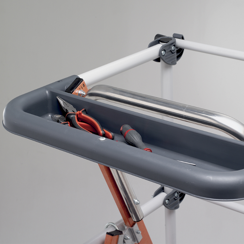 TB Davies Sherpa Fibreglass Platform Ladder - 4 Tread