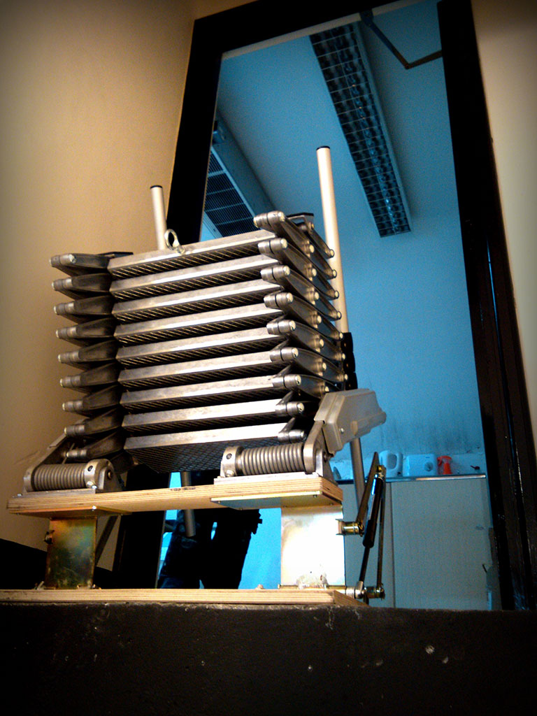 Zig Zag Heavy Duty Concertina Ladder - 2.5 to 2.79 m