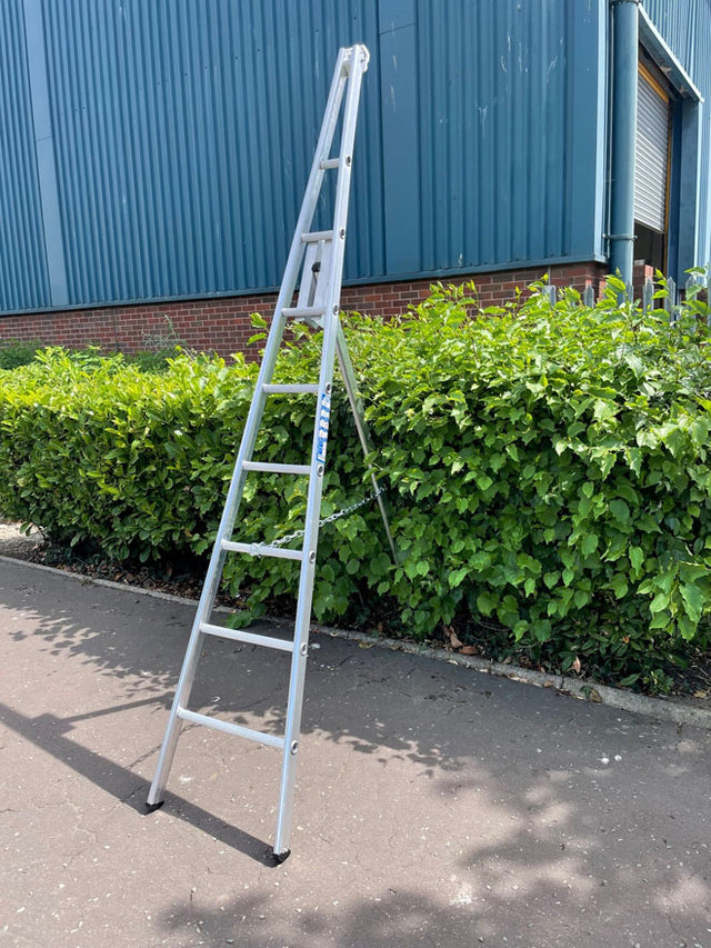 Fruit Picking & Garden Tripod Ladder - 1.8m