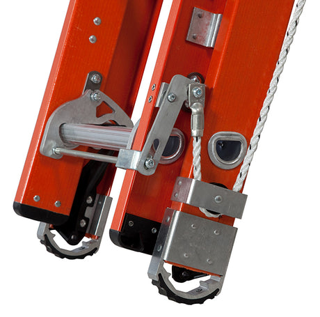 Werner Heavy Duty Fibreglass Extension Ladder with Alflo Rungs - 2 x 15 Rungs
