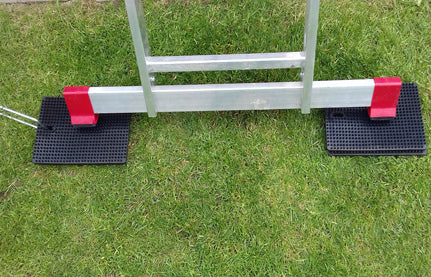 Laddermat In Use With Stabiliser Bar - Two Mats