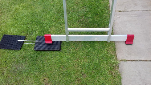 Laddermat In Use With Stabiliser Bar - One Mat