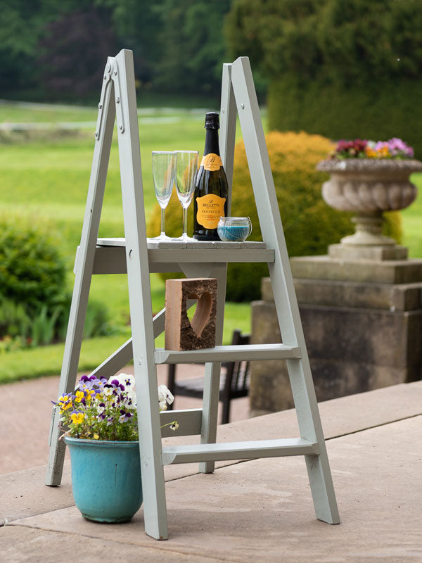 W H Hulley Heritage Wooden Step Ladders 5 tread | APD5 – Ladderstore UK